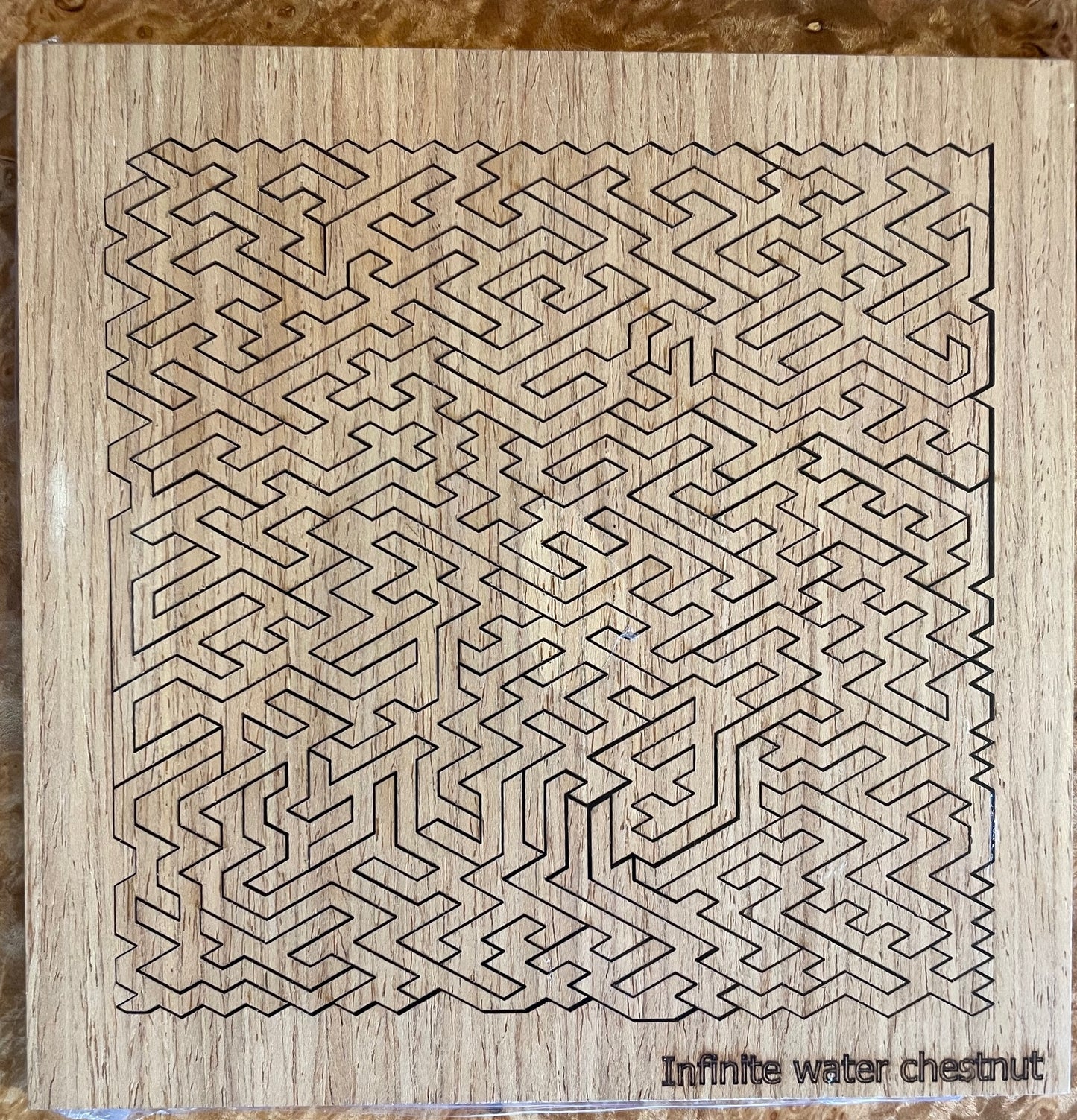 Intricate Wooden Puzzle: Infinite Water Chestnut